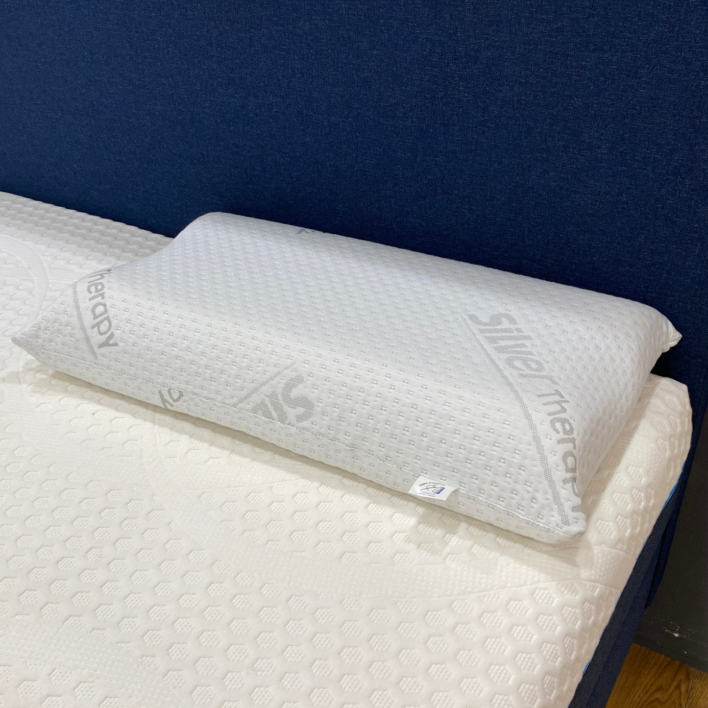 Guanciale Air Plus Doppia onda Memory 1000 Fori Con Federa Silver Therapy